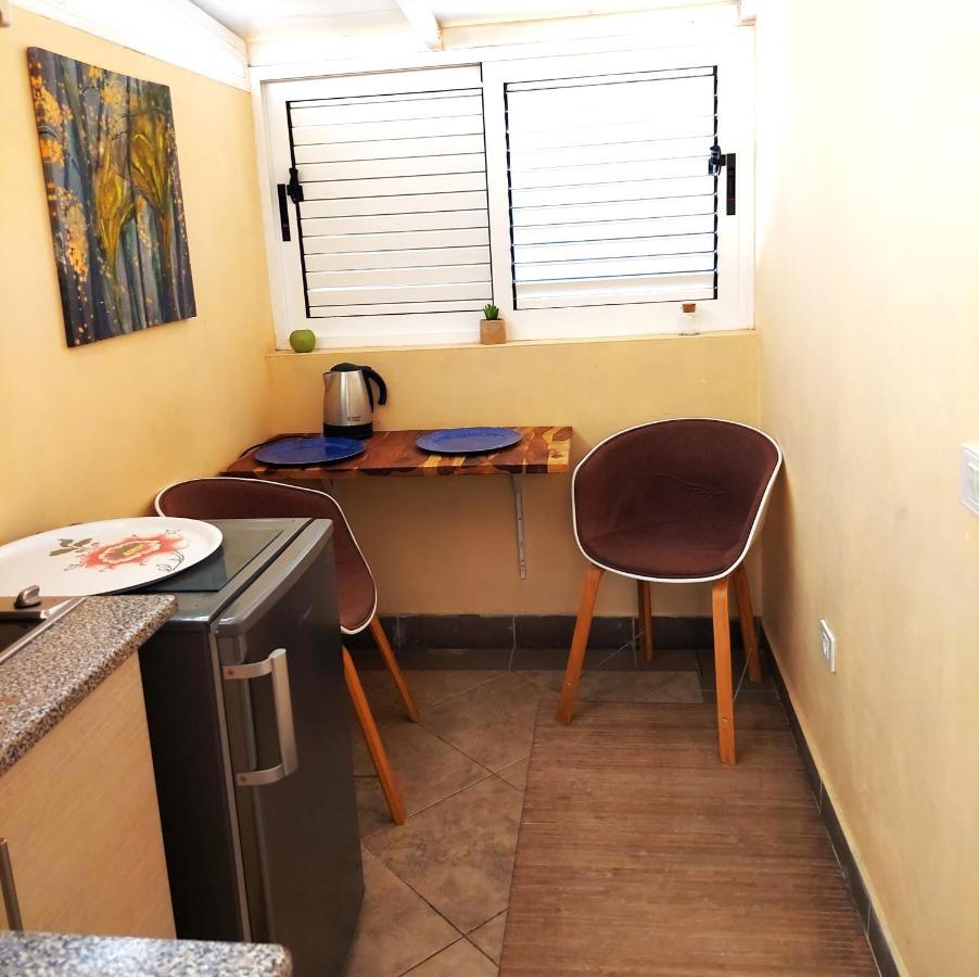 Cheap Studio, Wifi Free Adeje House Costa Adeje  Luaran gambar